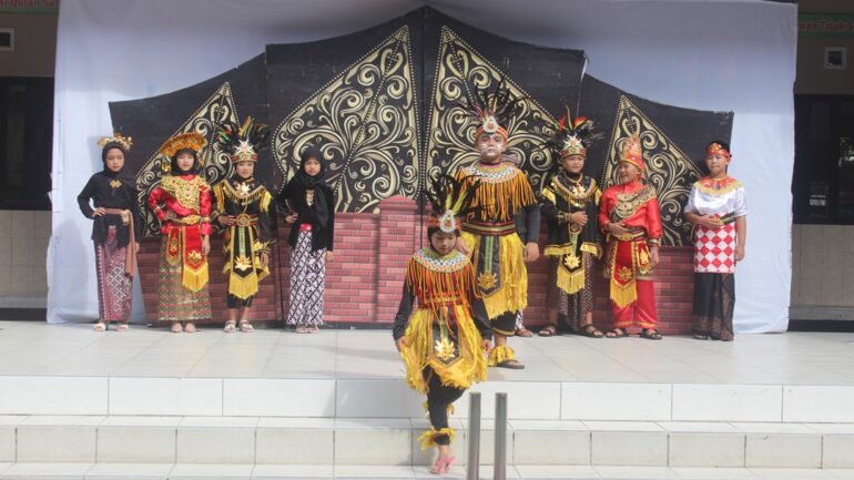 tari